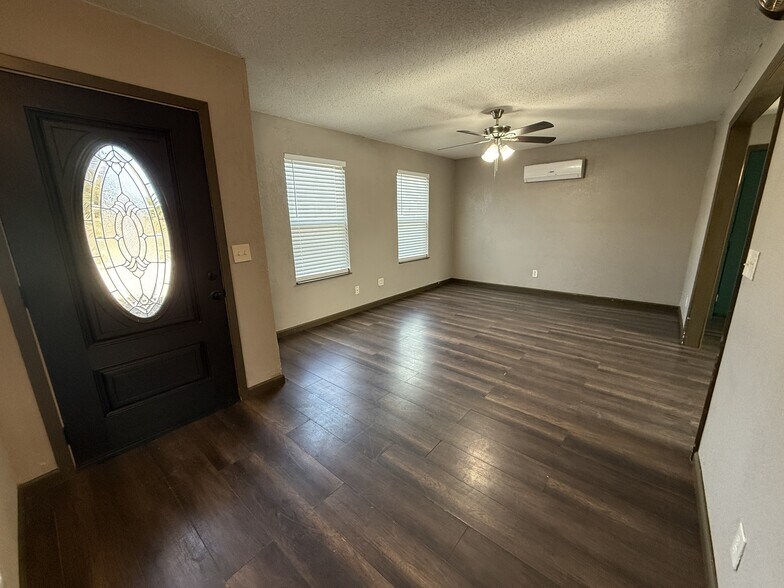 More Photos Of 1452 County Road 182, Gainesville Multifamily For Sale
