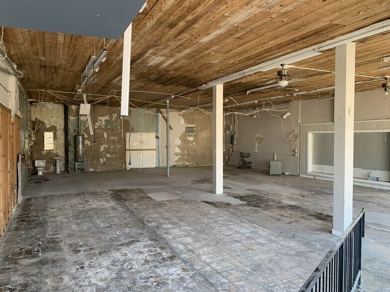 More Photos Of 1211 S Main St, Lillington Freestanding For Sale