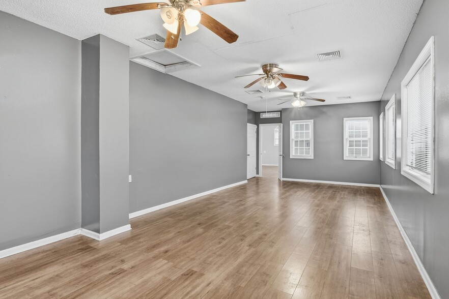 More Photos Of 1508 Main St, Agawam Restaurant For Sale