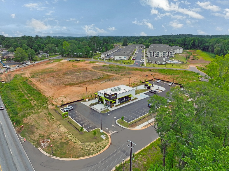 More Photos Of 3065 Pepperell Pky, Opelika Fast Food For Lease