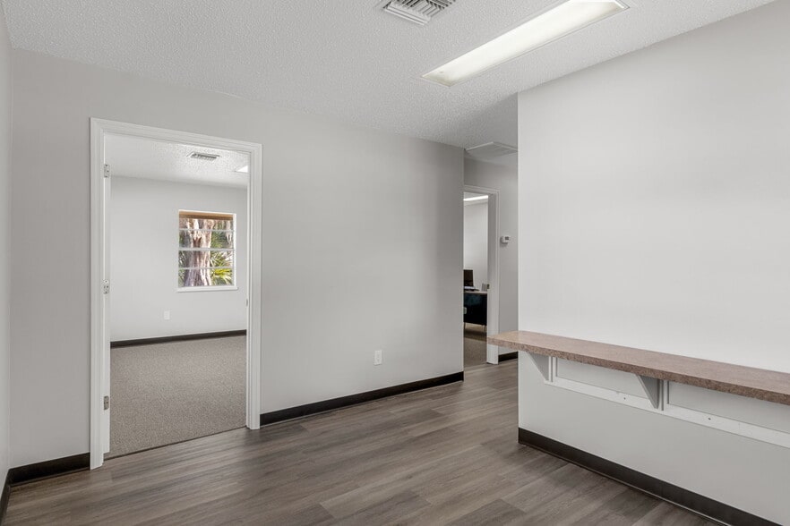 More Photos Of 7936 E Gulf To Lake Hwy, Inverness Medical For Sale