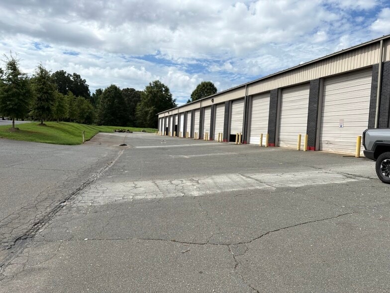 More Photos Of 4801 Lark Moore Ct, Charlotte Warehouse For Lease