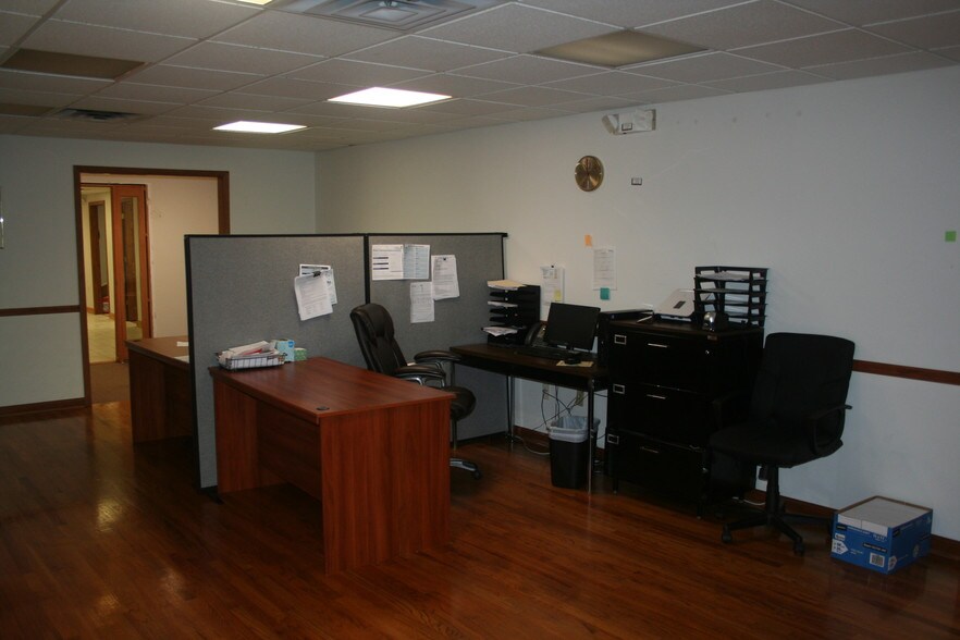 More Photos Of 120 Old Camplain Rd, Hillsborough Office For Lease