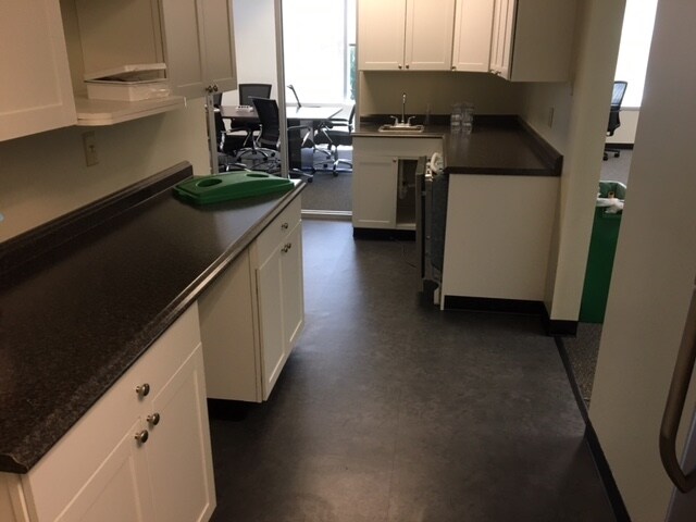 More Photos Of 705 Griffith St, Davidson Medical For Lease