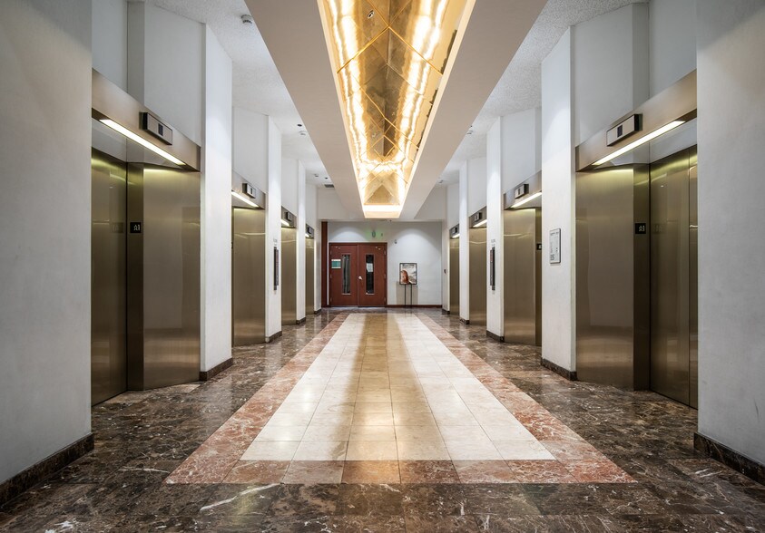 More Photos Of 3550 Wilshire Blvd, Los Angeles Unknown For Lease