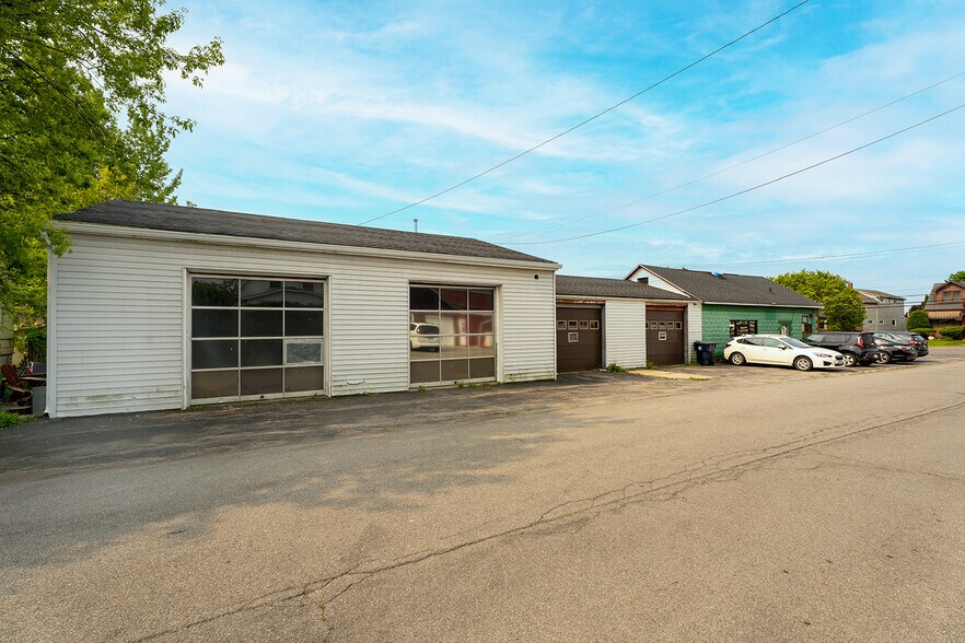 More Photos Of 1486 Abbott Rd, Lackawanna Freestanding For Sale