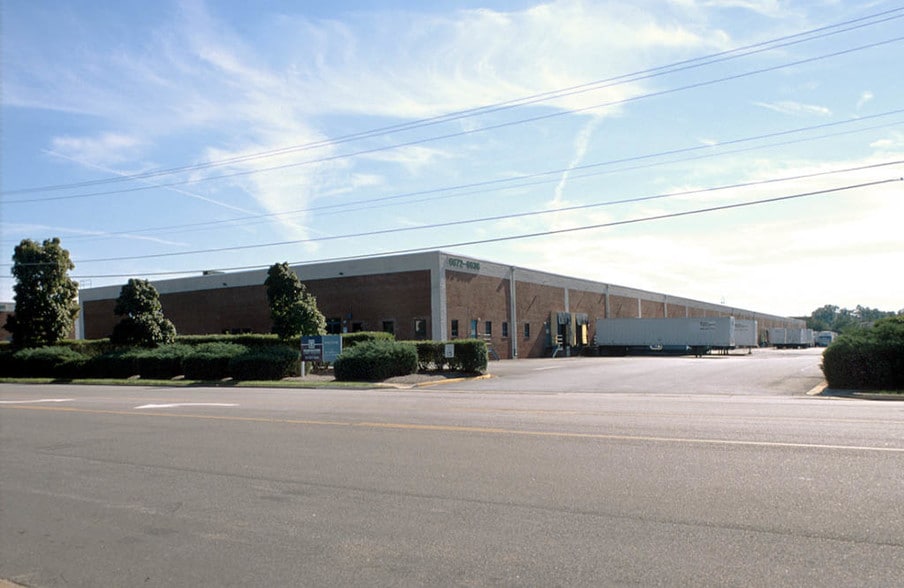 More Photos Of 6636-6672 Fleet Dr, Alexandria Warehouse For Lease