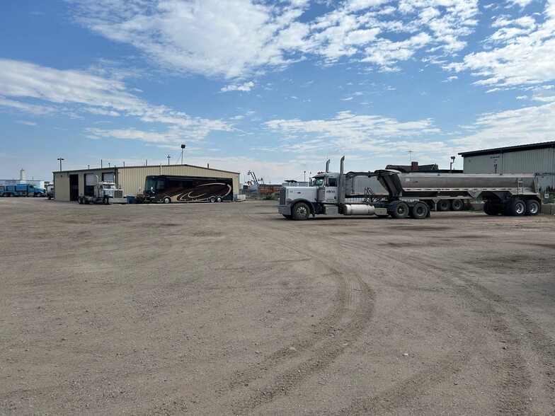 Primary Photo Of 5352 Dahlia St, Commerce City Warehouse For Sale