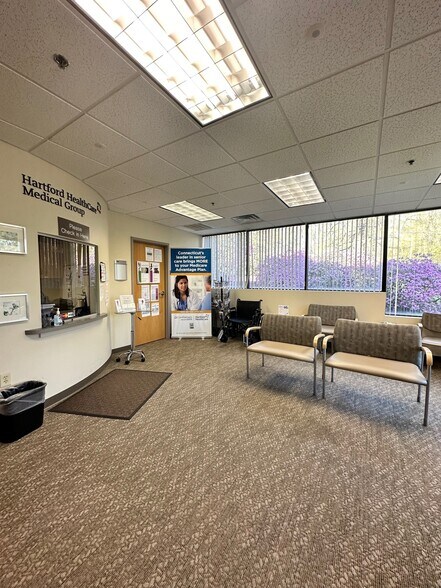 More Photos Of 1781 Highland Ave, Cheshire Medical For Lease
