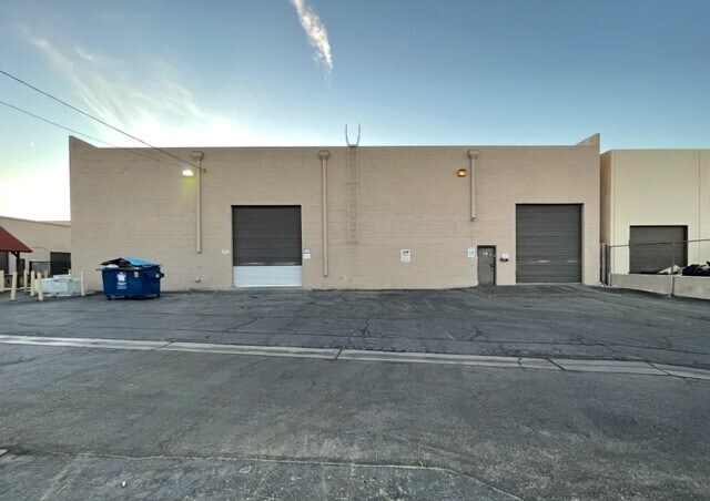More Photos Of 5151 Procyon St, Las Vegas Warehouse For Lease