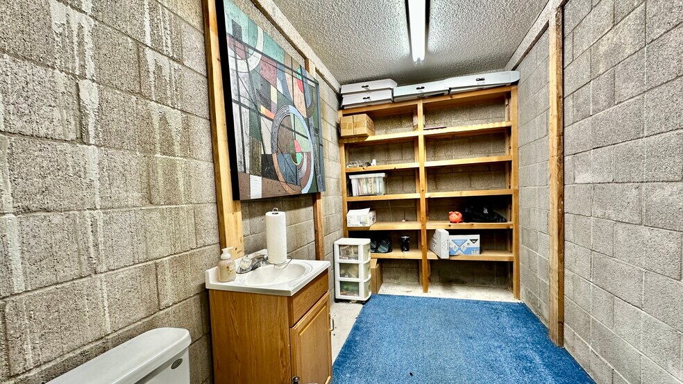 More Photos Of 115 Archer St, Jacksboro Office For Lease
