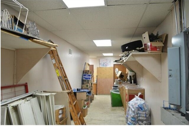 More Photos Of 1107 Howard St, Saginaw Convenience Store For Sale