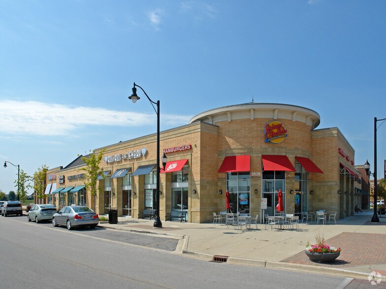 More Photos Of 2775 Showplace Dr, Naperville Unknown For Sale