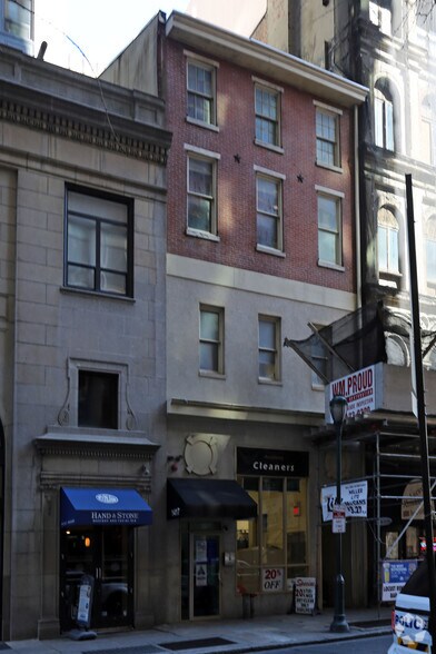 More Photos Of 1417 Locust St, Philadelphia Storefront Retail Office For Sale