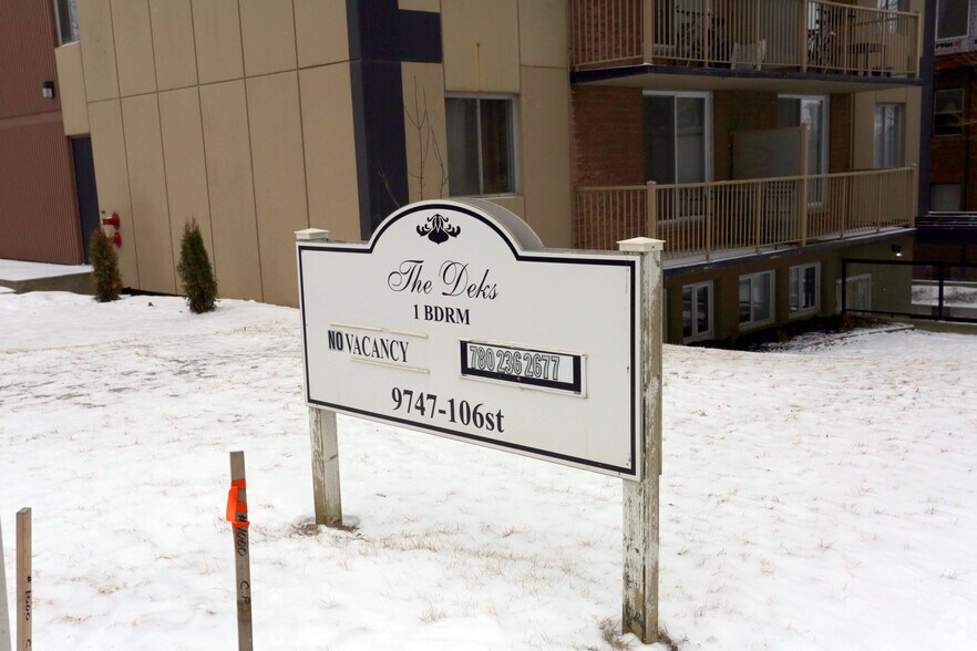 More Photos Of 9746 106th St NW, Edmonton Apartments For Sale