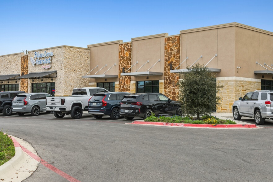 More Photos Of 2980 Joe Dimaggio Blvd, Round Rock Storefront For Sale