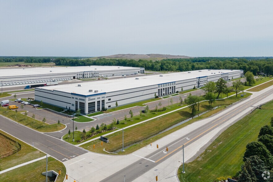 More Photos Of 42000 Ecorse Rd, Van Buren Township Distribution For Lease
