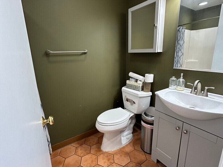 More Photos Of 10215 Franklin Ave, Franklin Park Warehouse For Sale