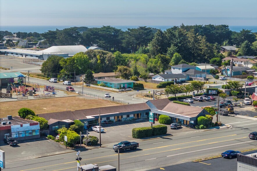 More Photos Of 940 Oregon Ave SE, Bandon Hotel For Sale
