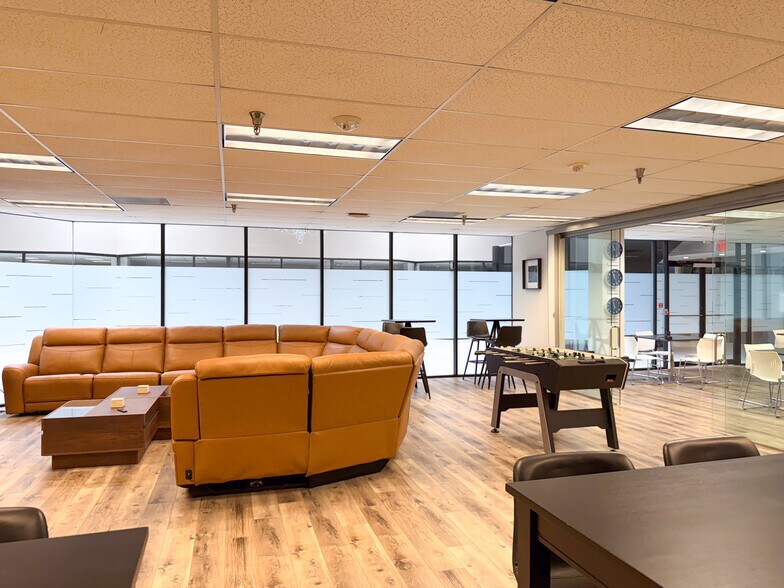 More Photos Of 1345 River Bend Dr, Dallas Office For Lease