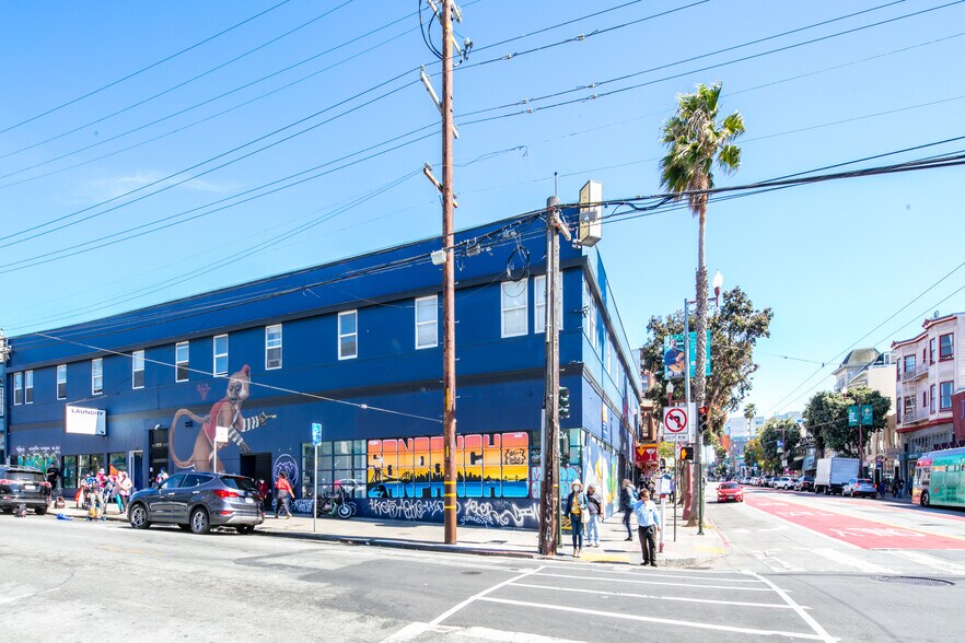 More Photos Of 2401 Mission St, San Francisco Apartments For Lease