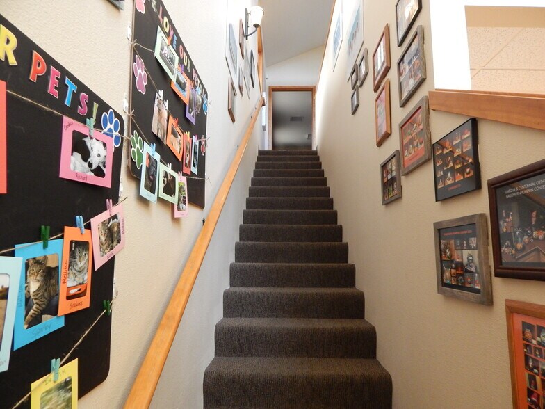 More Photos Of 277 Medical Loop, Roseburg Medical For Lease
