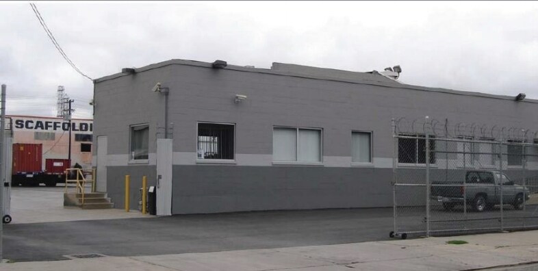 Primary Photo Of 2605 E 67th St, Long Beach Land For Lease