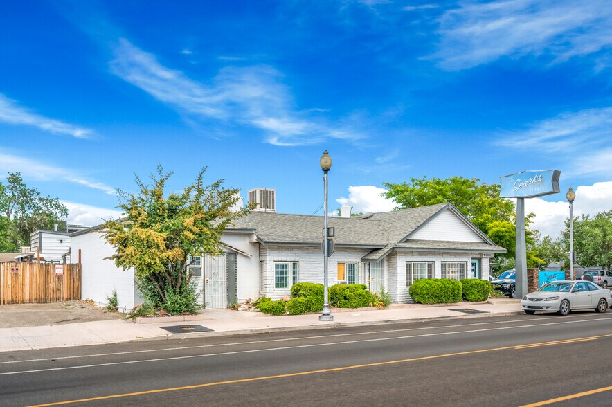 More Photos Of 2150 Victorian Ave, Sparks Apartments For Sale