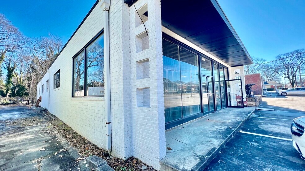 More Photos Of 2834 Church St, East Point Flex For Sale