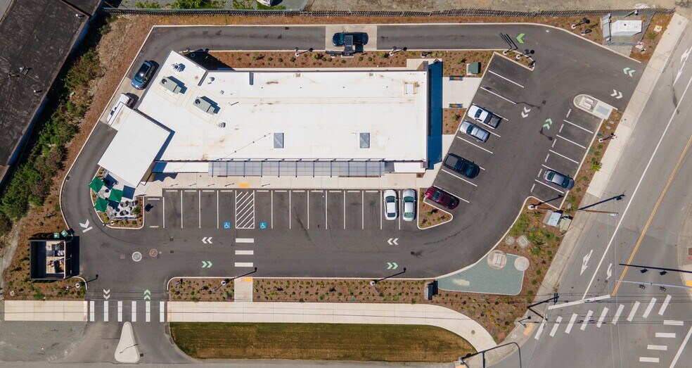 More Photos Of 1102 State Rte 20, Sedro Woolley General Retail For Lease