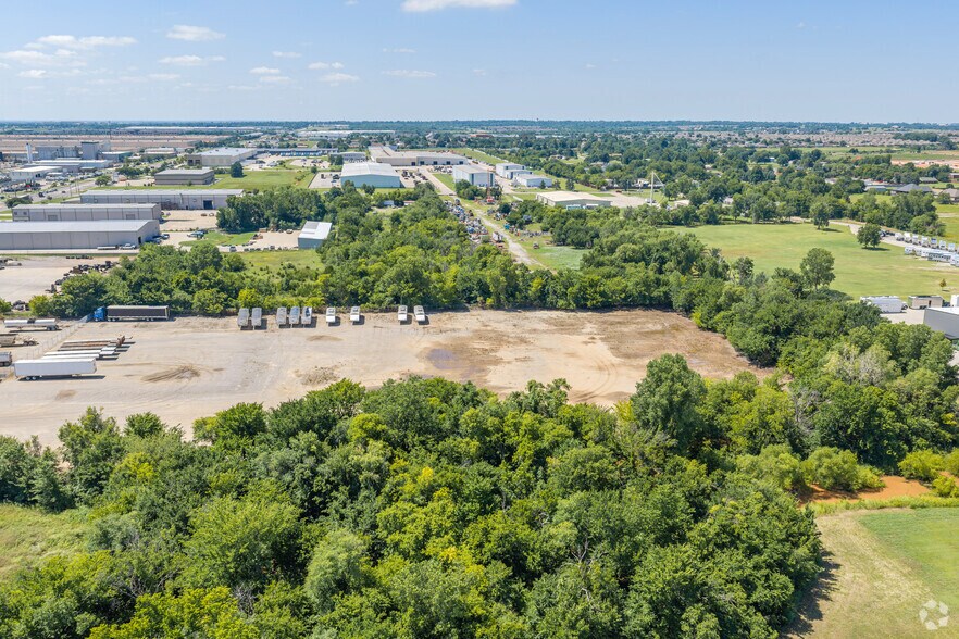 More Photos Of 2521 Council Rd, Oklahoma City Land For Lease