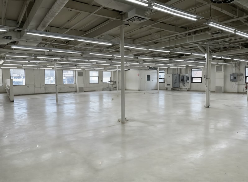 More Photos Of 50 Pearl St, Pittsfield Office For Lease