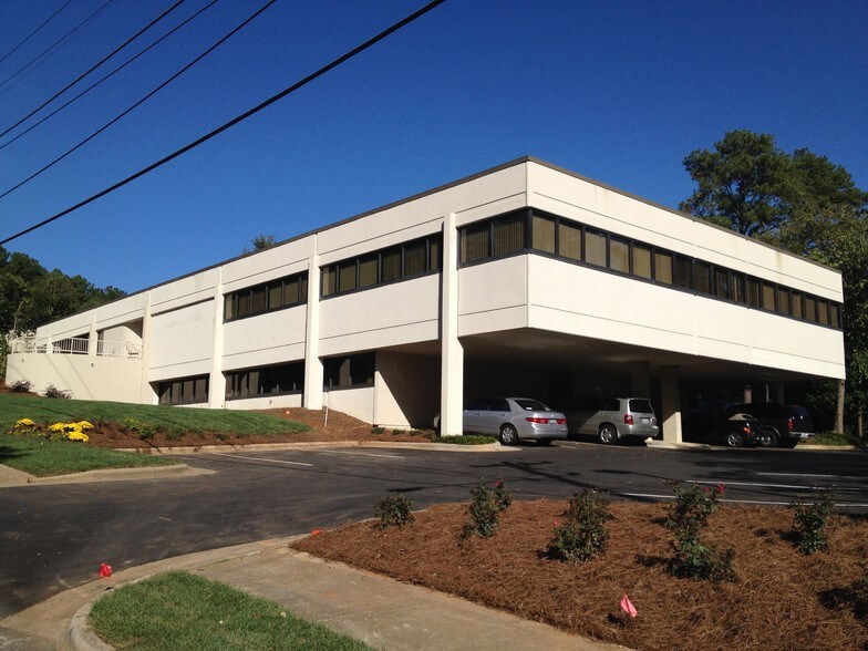 More Photos Of 3008 Anderson Dr, Raleigh Office For Lease
