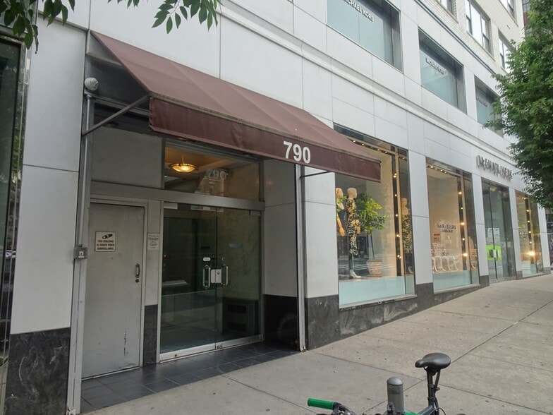 More Photos Of 782-792 Madison Ave, New York Loft Creative Space For Lease