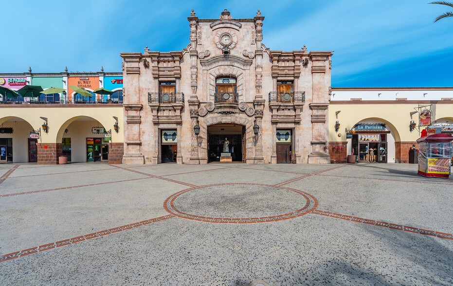 More Photos Of 11215-11389 Long Beach Blvd, Lynwood Unknown For Lease