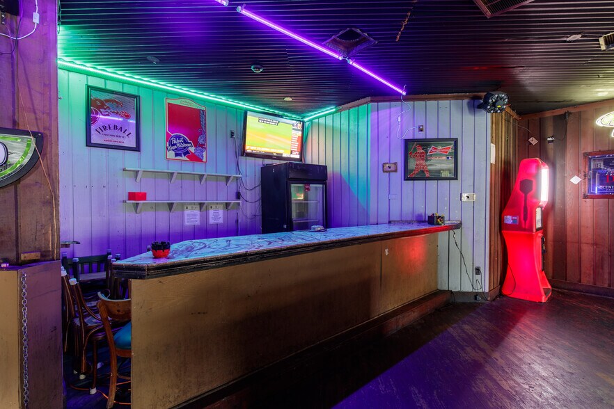 More Photos Of 1903 Baytree Pl, Valdosta Restaurant For Sale