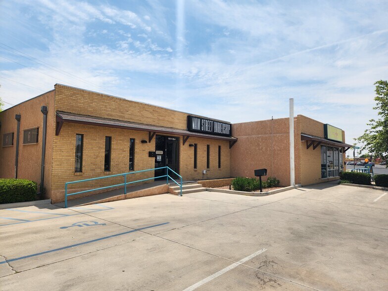 Primary Photo Of 1000 N Main St, Las Cruces General Retail For Lease