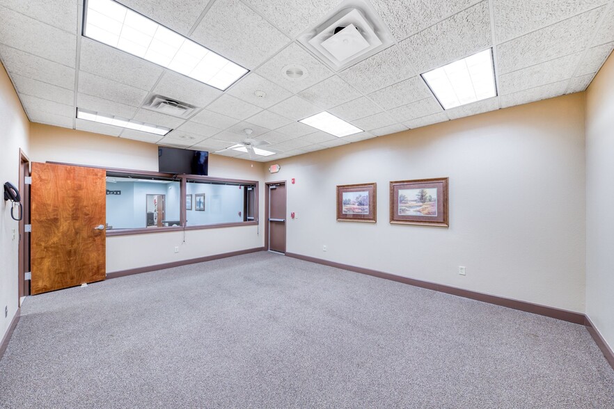 More Photos Of 1184 Davis Pl NW, Atlanta Religious Facility For Sale