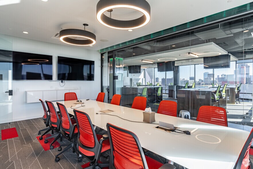 More Photos Of 711 N High St, Columbus Office Residential For Lease