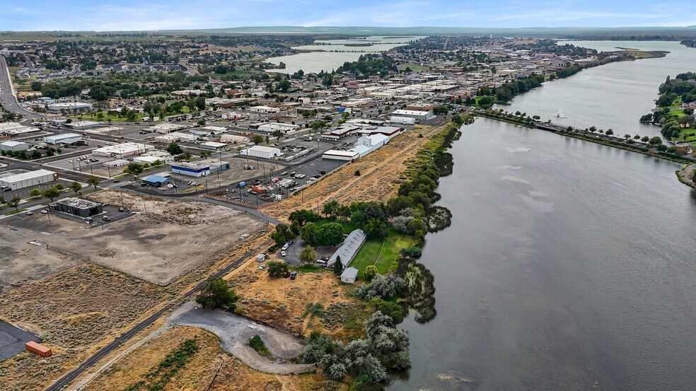 More Photos Of 510 Fig St, Moses Lake Apartments For Sale