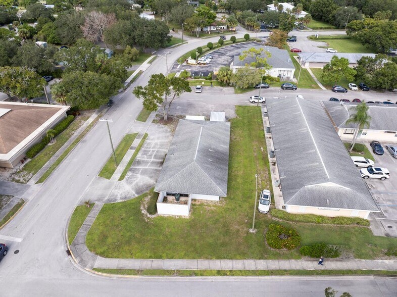 More Photos Of 1900 Nebraska Ave, Fort Pierce Medical For Lease