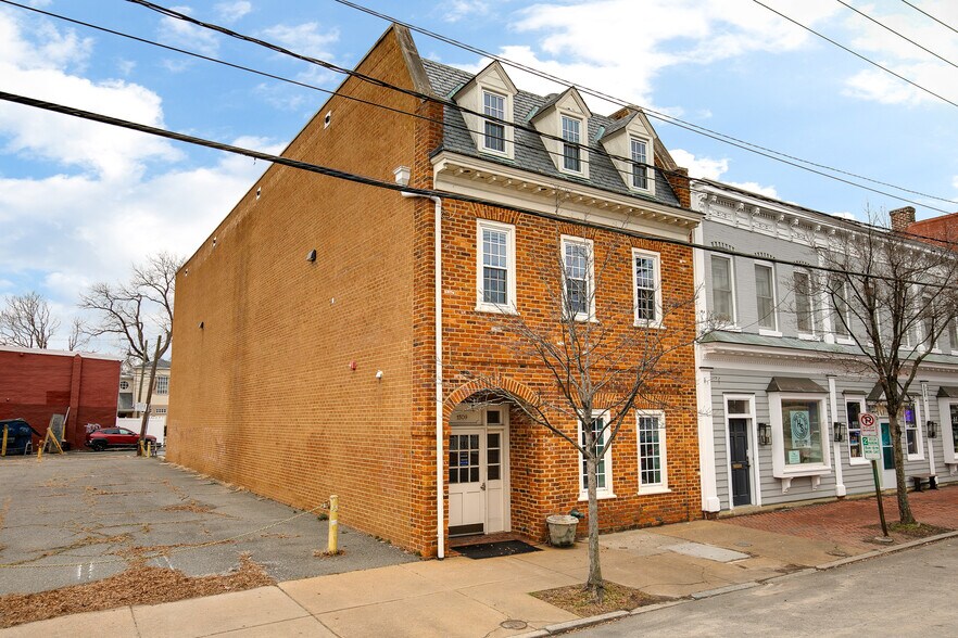 More Photos Of 1509 W Main St, Richmond Office For Sale