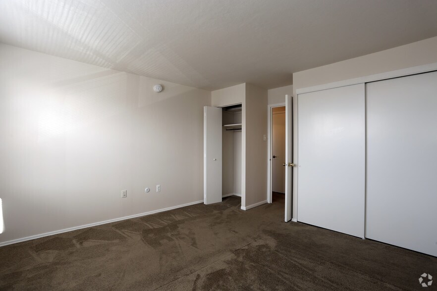 More Photos Of 2375 Woodward St, Philadelphia Apartments For Lease