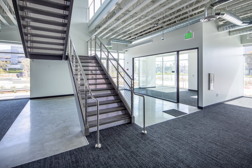 More Photos Of 5757 Plaza Dr, Cypress Unknown For Lease