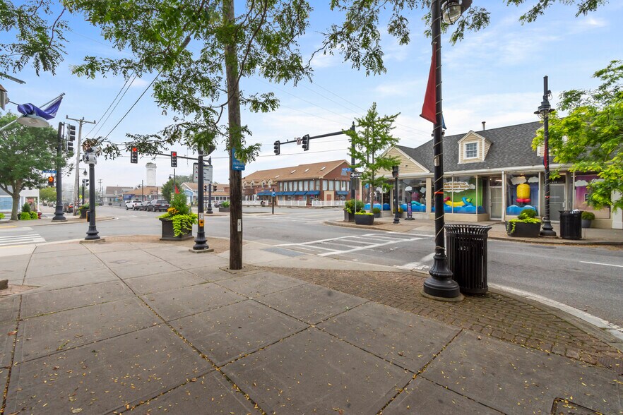 More Photos Of 615 Main St, Hyannis General Retail For Sale