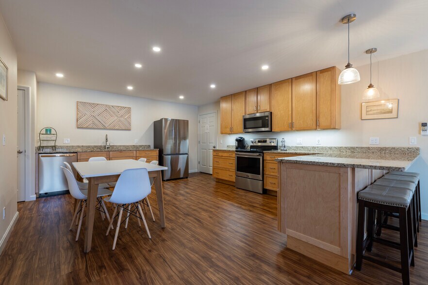 More Photos Of 14 Clinton Ave, Jamestown Apartments For Sale