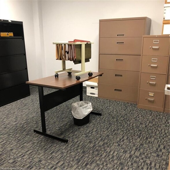 More Photos Of 7 Lykes Rd, Lake Placid Office For Lease