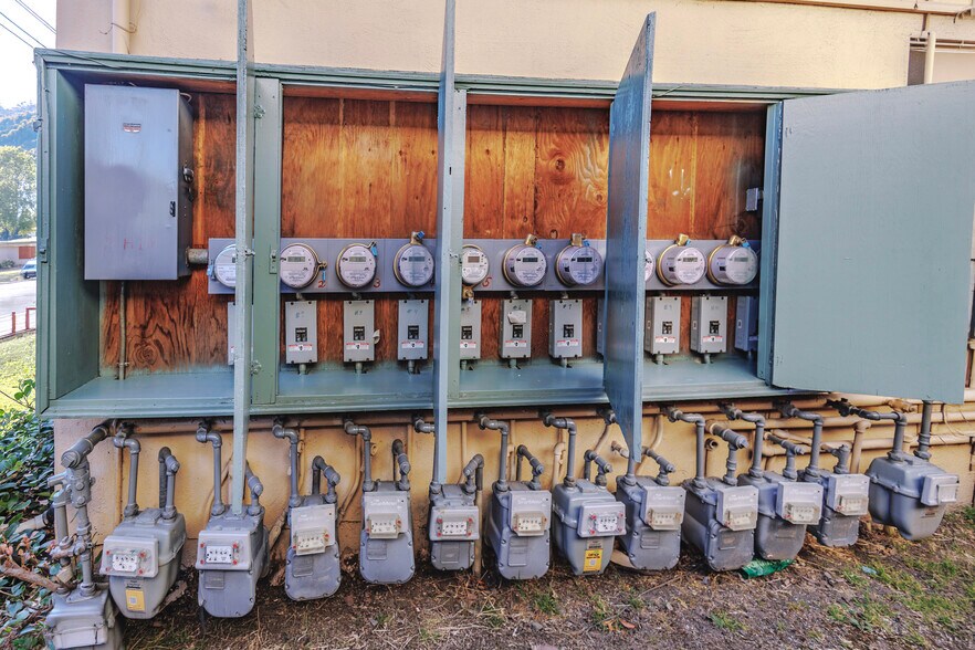 More Photos Of , Redwood City Multifamily For Sale