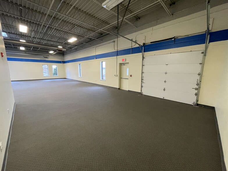 More Photos Of 1 Evergreen Pl, Morristown Light Distribution For Lease