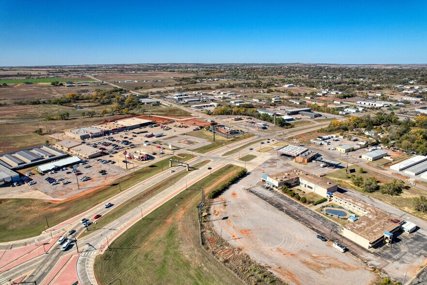 More Photos Of 2500 S Main St, Elk City Hotel For Sale
